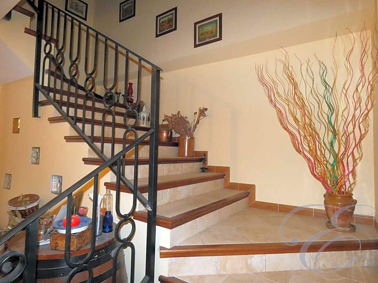 4 soveværelse Villa til salg i Lecrin med garage - € 176.000 (Ref: 6152091)