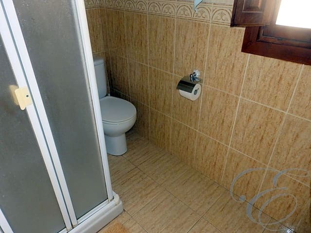 9 sypialnia Willa na sprzedaż w Benamocarra - 300 000 € (Ref: 6152107)