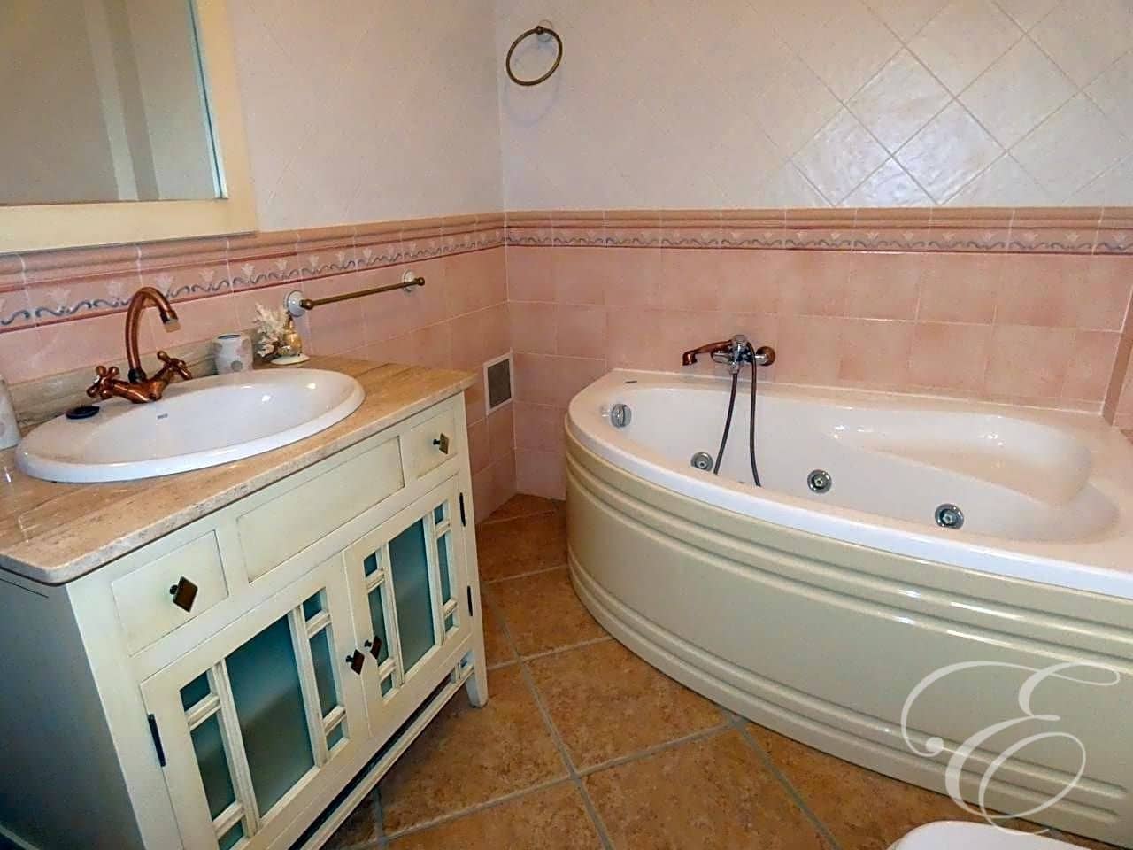 4 soverom Villa til salgs i Periana - € 174 500 (Ref: 6226823)