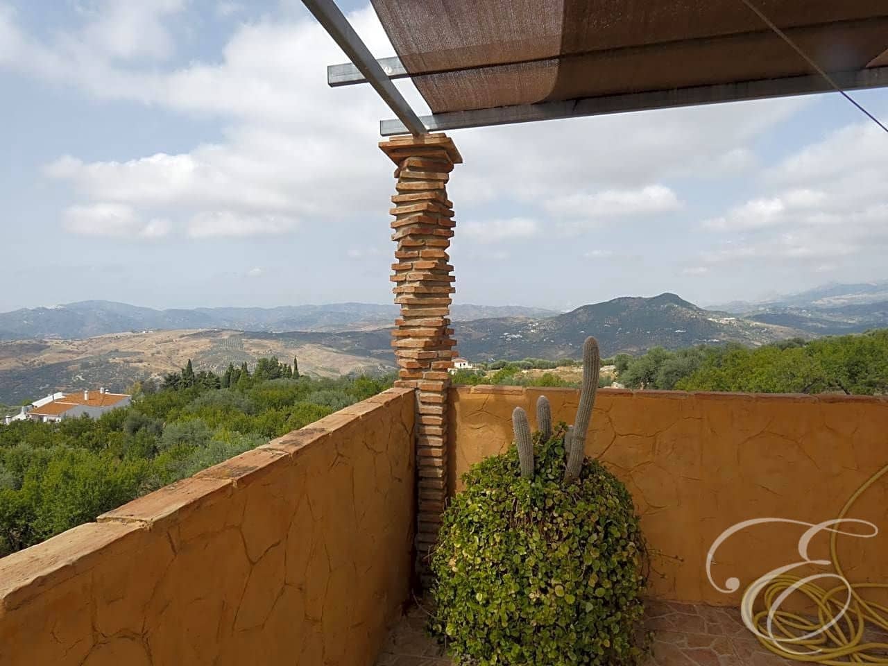 4 soverom Villa til salgs i Periana - € 174 500 (Ref: 6226823)