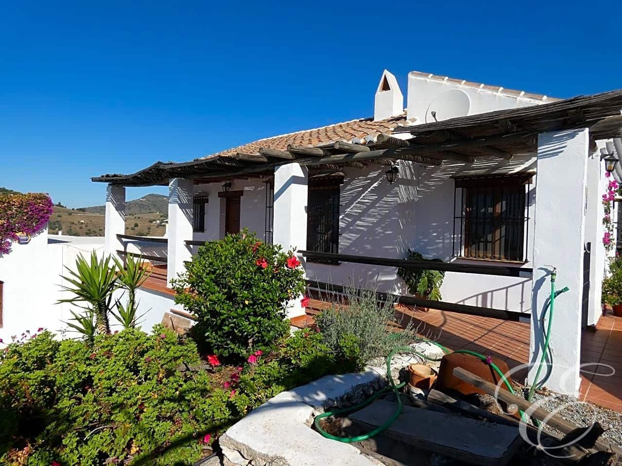3 slaapkamer Finca/Landhuis te koop in Frigiliana met garage - € 1.049.000 (Ref: 6231787)