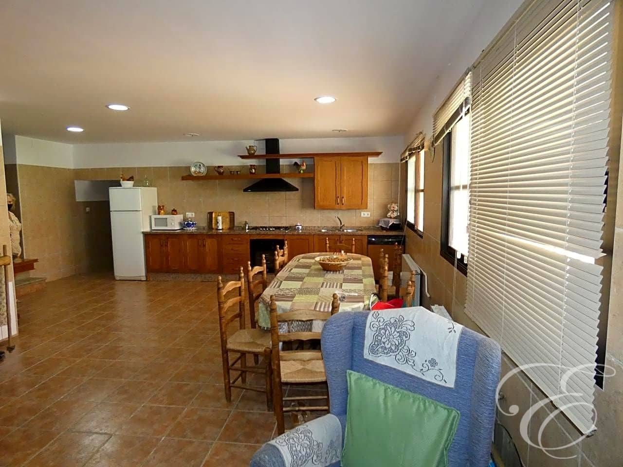 8 bedroom Finca/Country House for sale in Casabermeja with pool garage - € 799,000 (Ref: 6238473)