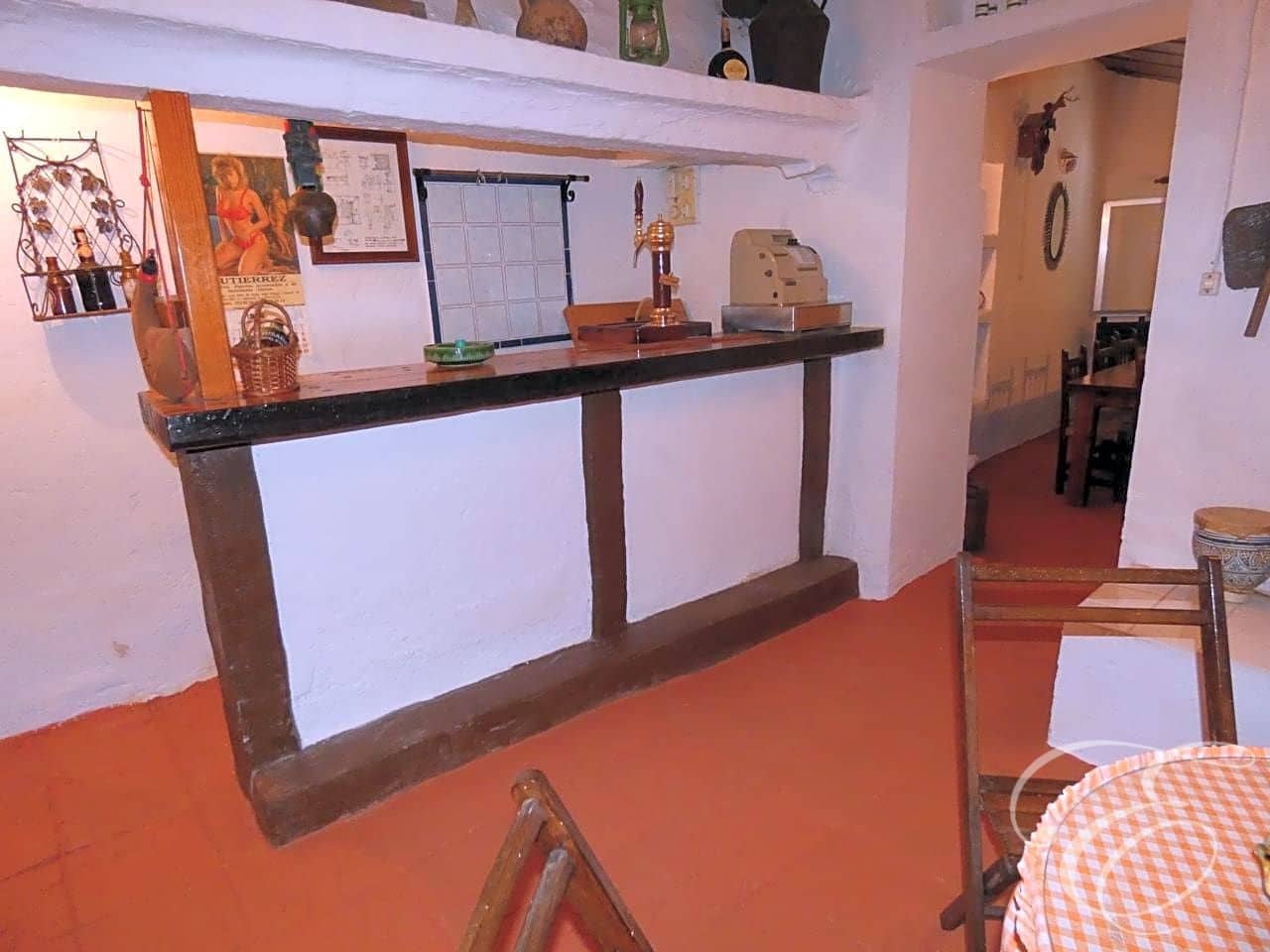 8 bedroom Finca/Country House for sale in Casabermeja with pool garage - € 799,000 (Ref: 6238473)