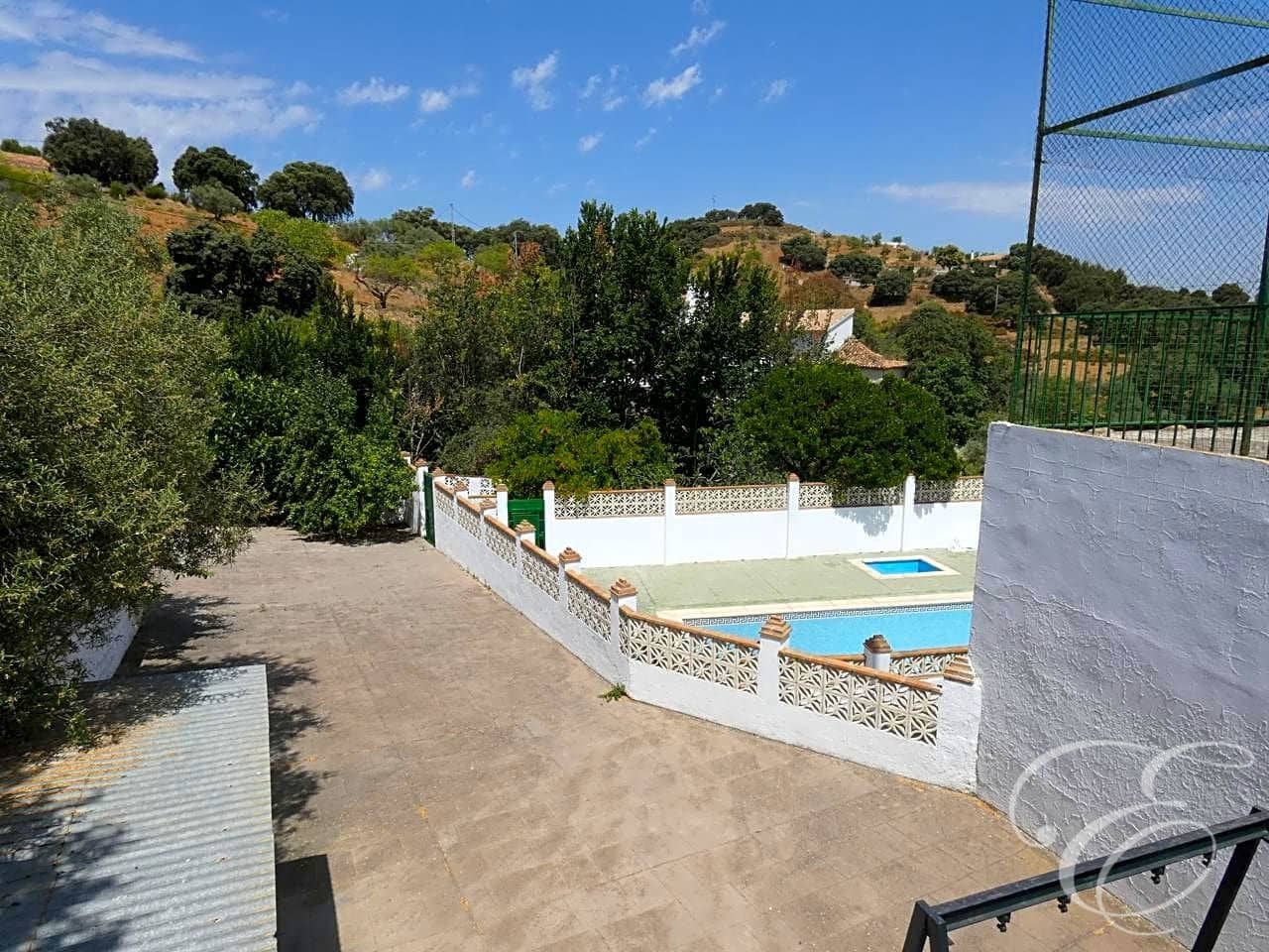 8 bedroom Finca/Country House for sale in Casabermeja with pool garage - € 799,000 (Ref: 6238473)