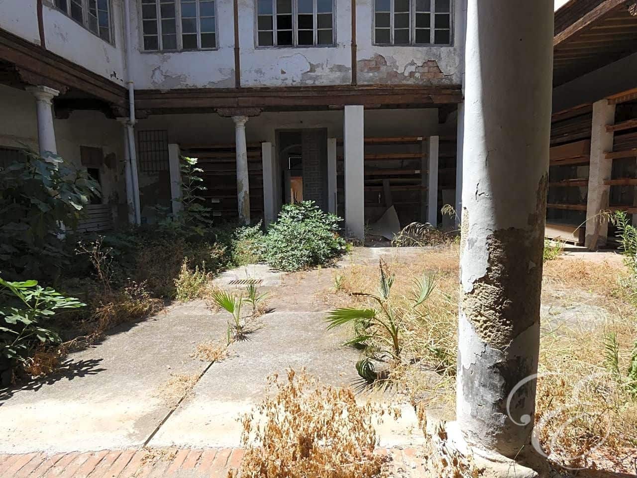 Chalet de 10 habitaciones en Vélez-Málaga en venta - 800.000 € (Ref: 6264961)