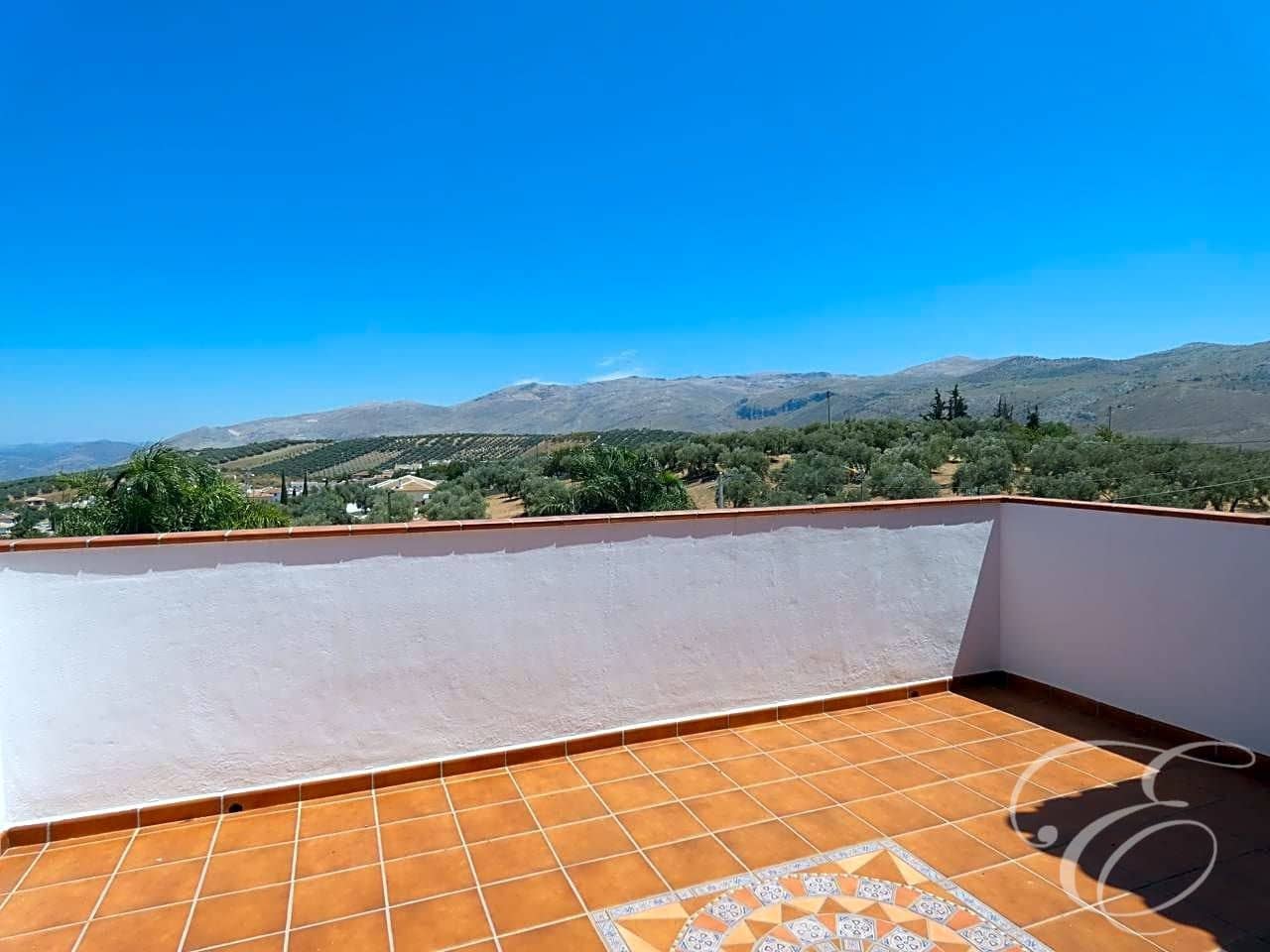 4 slaapkamer Villa te koop in Villanueva del Trabuco met zwembad garage - € 825.000 (Ref: 6339548)