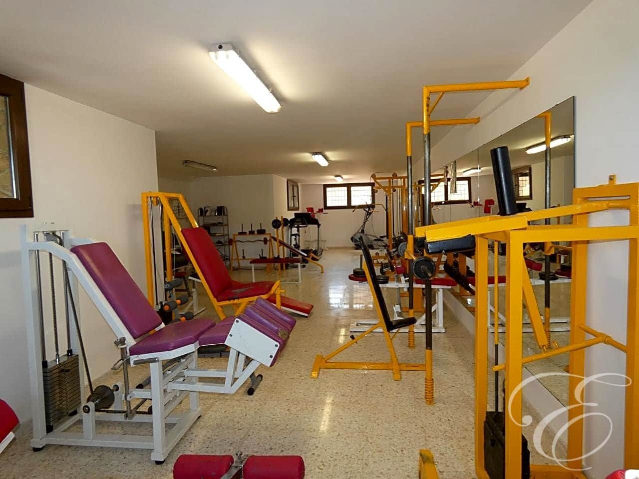 4 slaapkamer Villa te koop in Villanueva del Trabuco met zwembad garage - € 825.000 (Ref: 6339548)