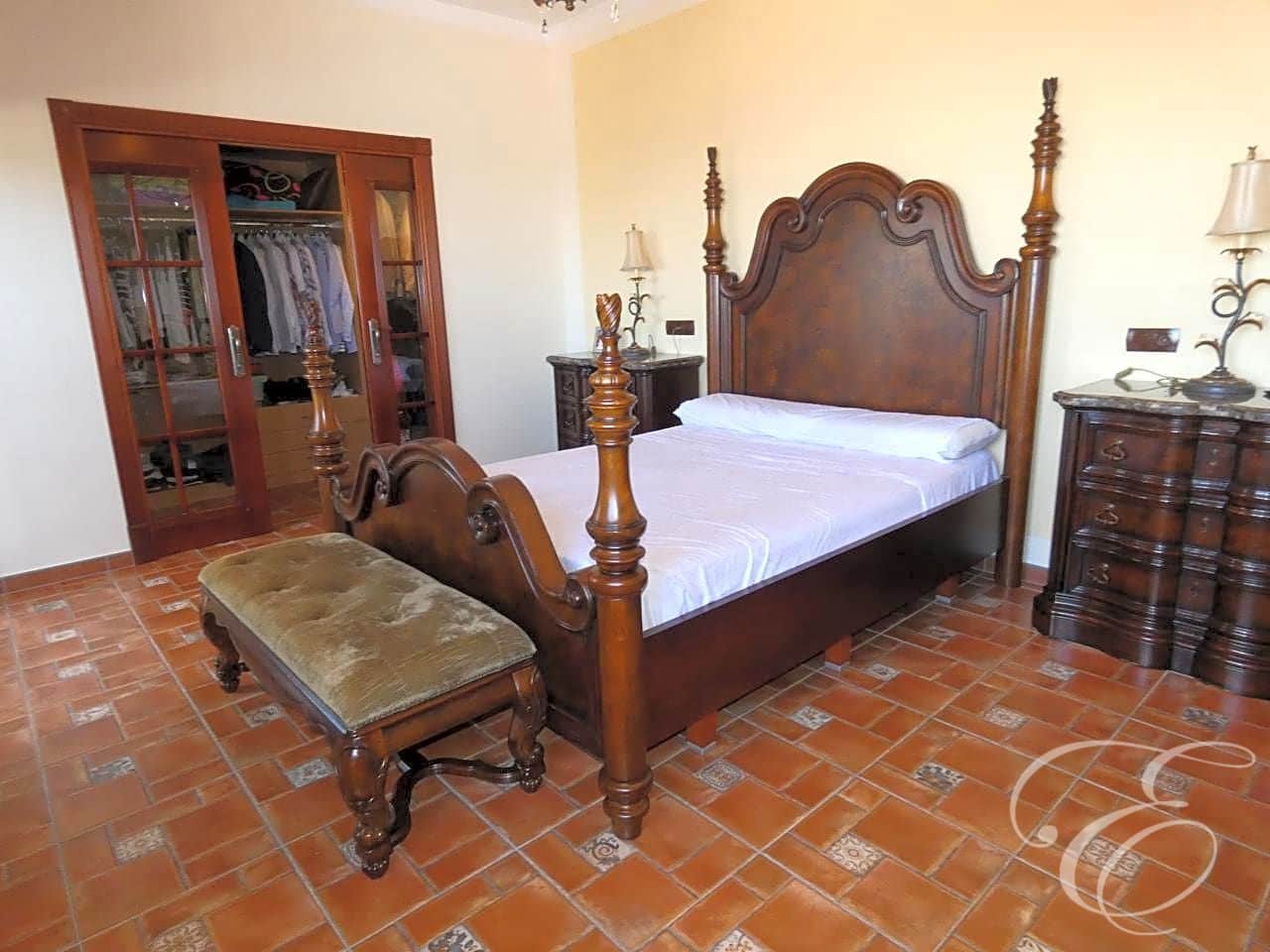 4 slaapkamer Villa te koop in Villanueva del Trabuco met zwembad garage - € 825.000 (Ref: 6339548)