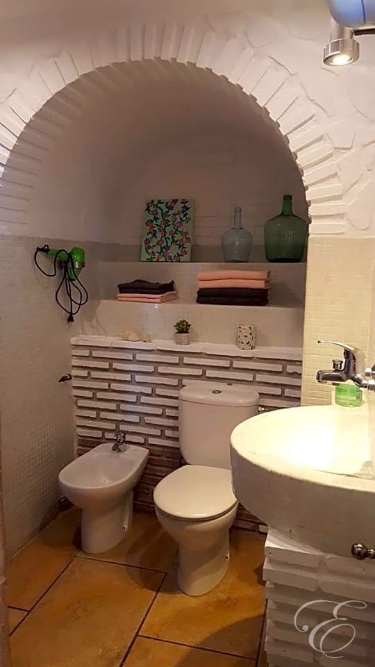 4 Zimmer Villa zu verkaufen in Salobrena mit Garage - 629.950 € (Ref: 6379184)