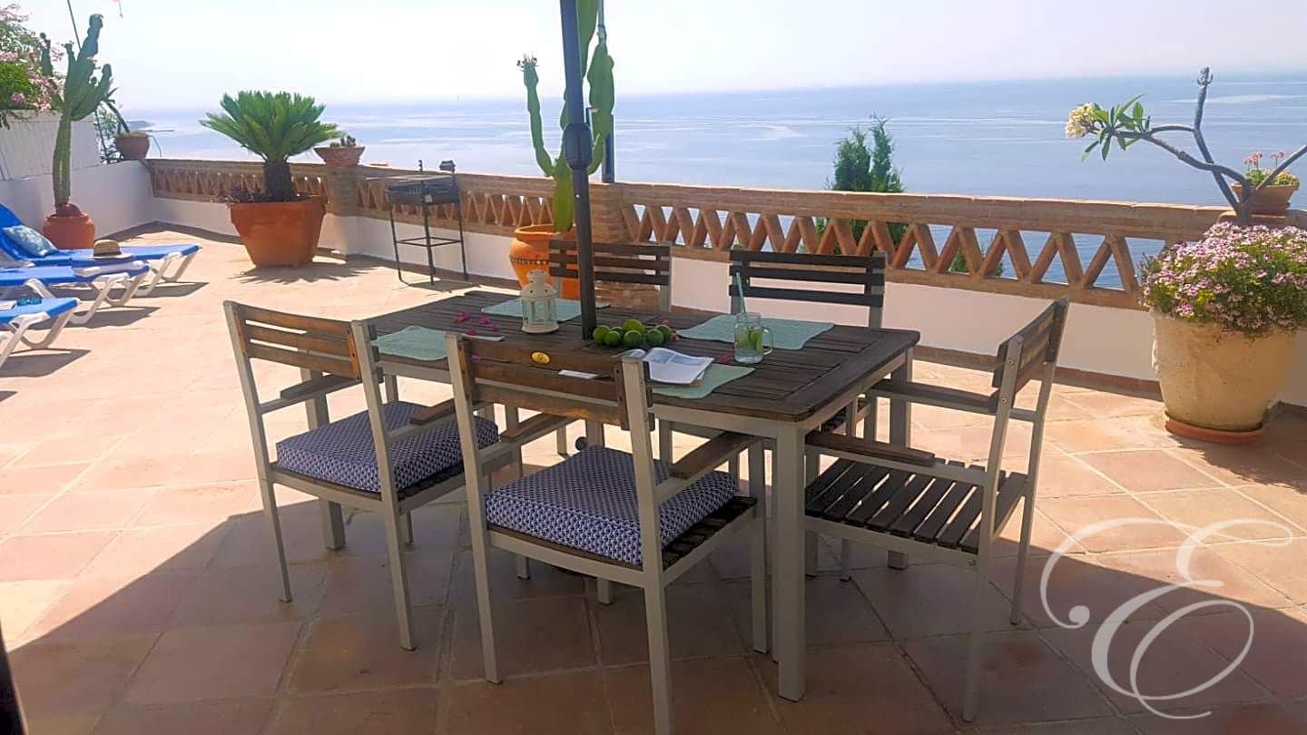 4 Zimmer Villa zu verkaufen in Salobrena mit Garage - 629.950 € (Ref: 6379184)