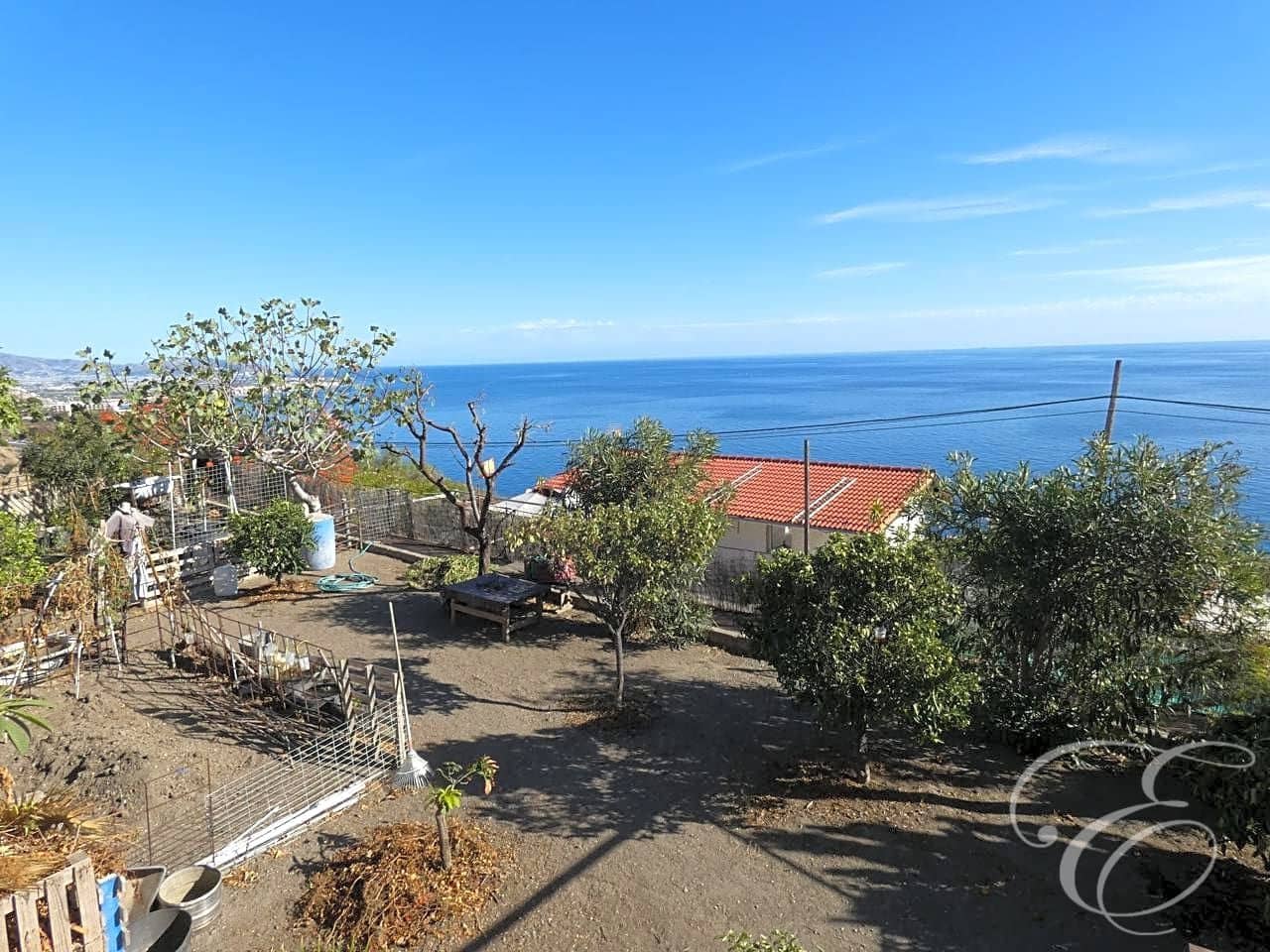 4 Zimmer Villa zu verkaufen in Salobrena mit Garage - 629.950 € (Ref: 6379184)