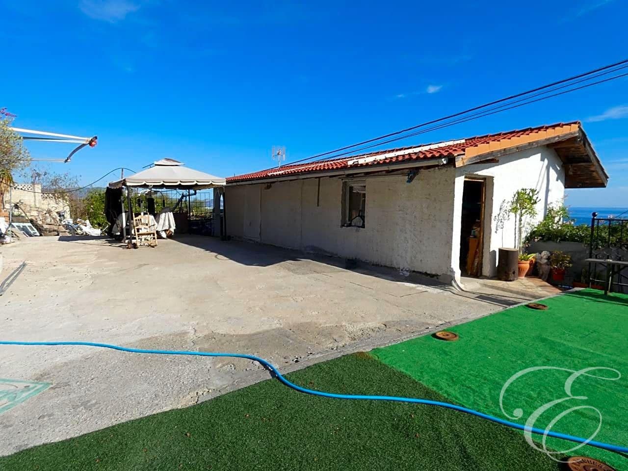 4 Zimmer Villa zu verkaufen in Salobrena mit Garage - 629.950 € (Ref: 6379184)