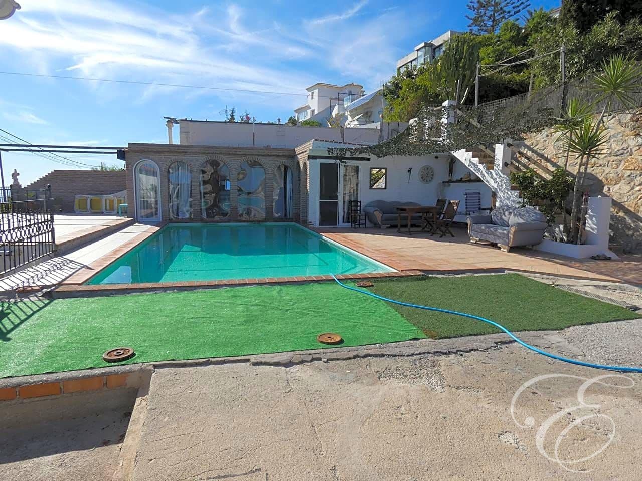 4 Zimmer Villa zu verkaufen in Salobrena mit Garage - 629.950 € (Ref: 6379184)