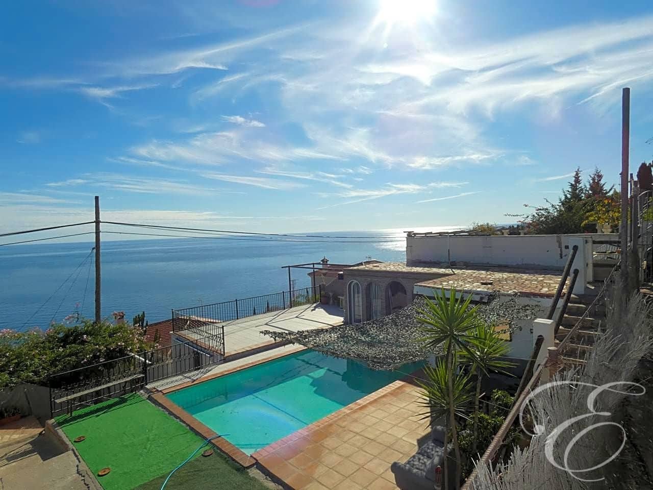 4 Zimmer Villa zu verkaufen in Salobrena mit Garage - 629.950 € (Ref: 6379184)