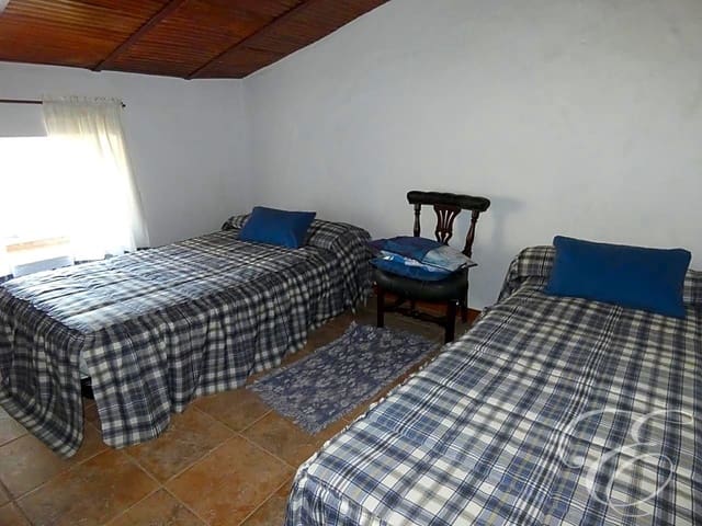 3 chambre Finca/Maison de Campagne à vendre à Comares - 156 000 € (Ref: 6414069)