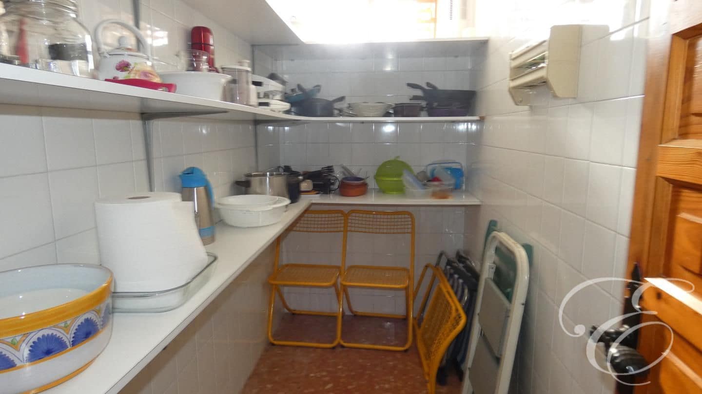 4 soveværelse Villa til salg i Salobrena med swimmingpool garage - € 490.000 (Ref: 6437491)