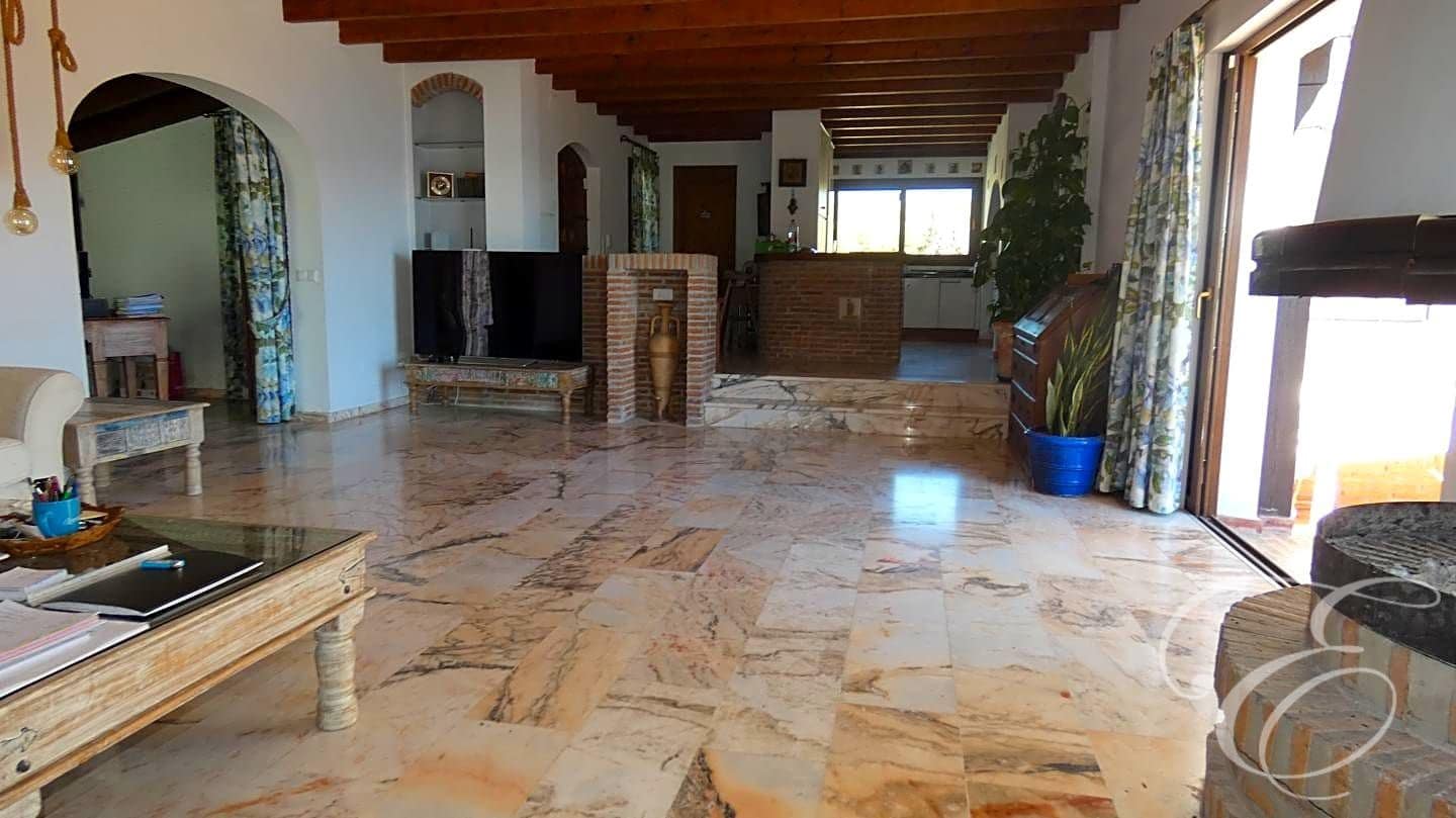 5 slaapkamer Villa te koop in Almunecar met zwembad garage - € 1.190.000 (Ref: 6449638)