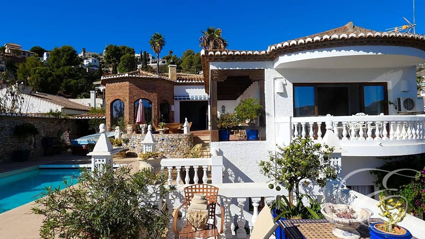 5 slaapkamer Villa te koop in Almunecar met zwembad garage - € 1.190.000 (Ref: 6449638)