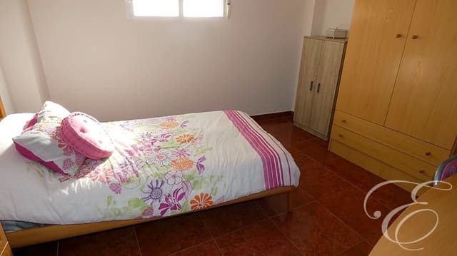 4 soveværelse Villa til salg i Benamargosa med garage - € 299.000 (Ref: 6491963)