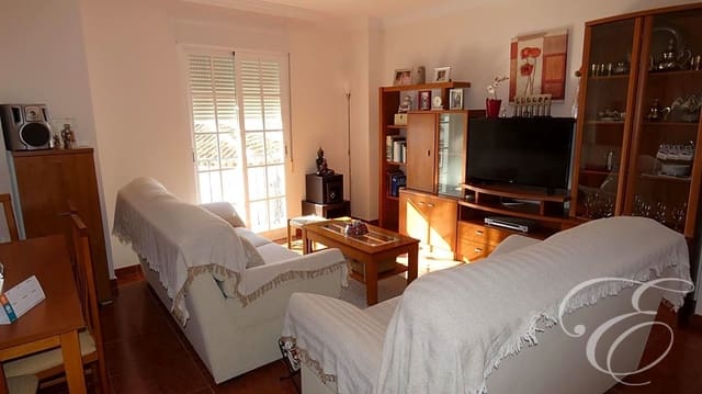 4 soveværelse Villa til salg i Benamargosa med garage - € 299.000 (Ref: 6491963)