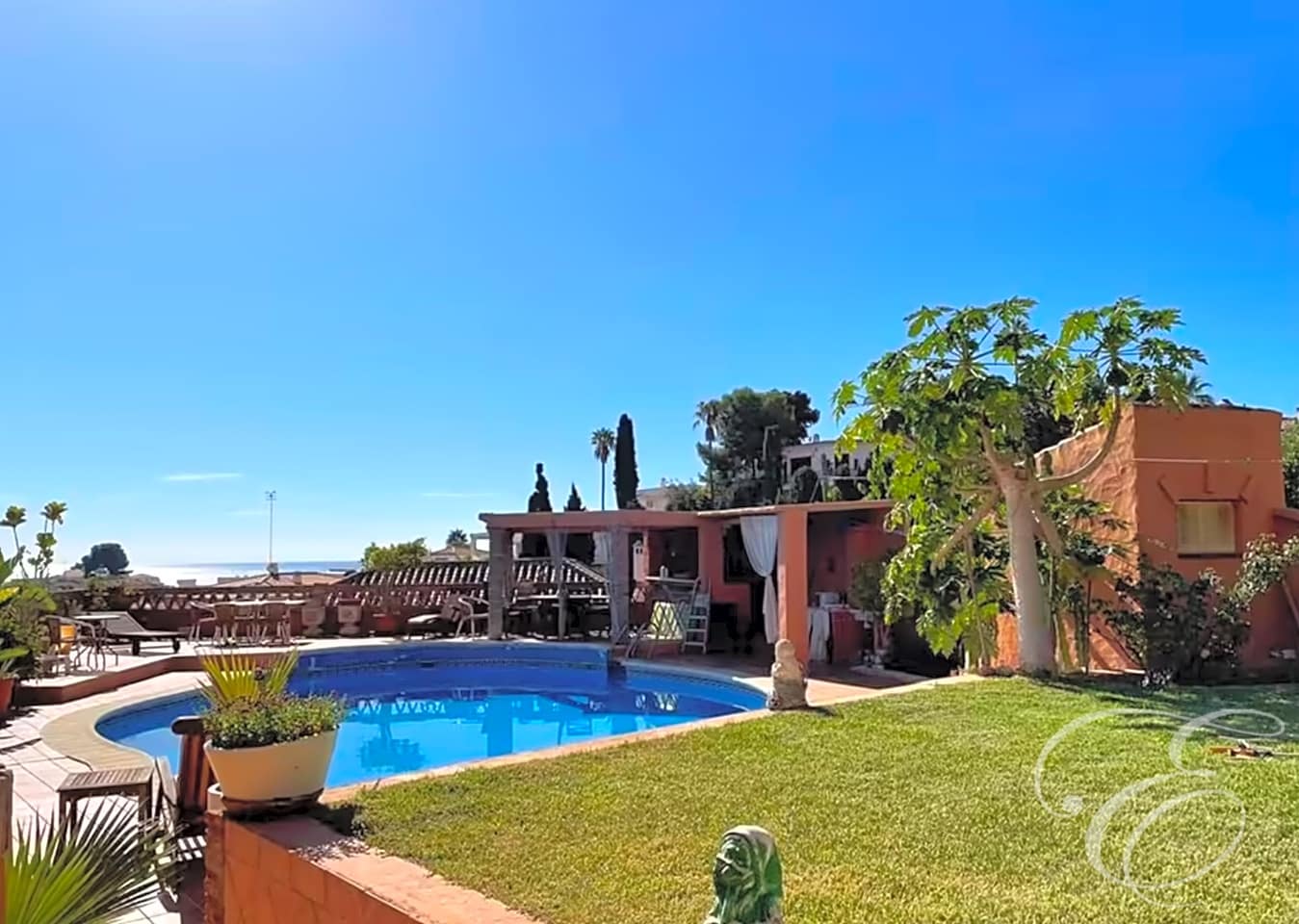 5 slaapkamer Villa te koop in Almunecar met zwembad garage - € 680.000 (Ref: 6611086)