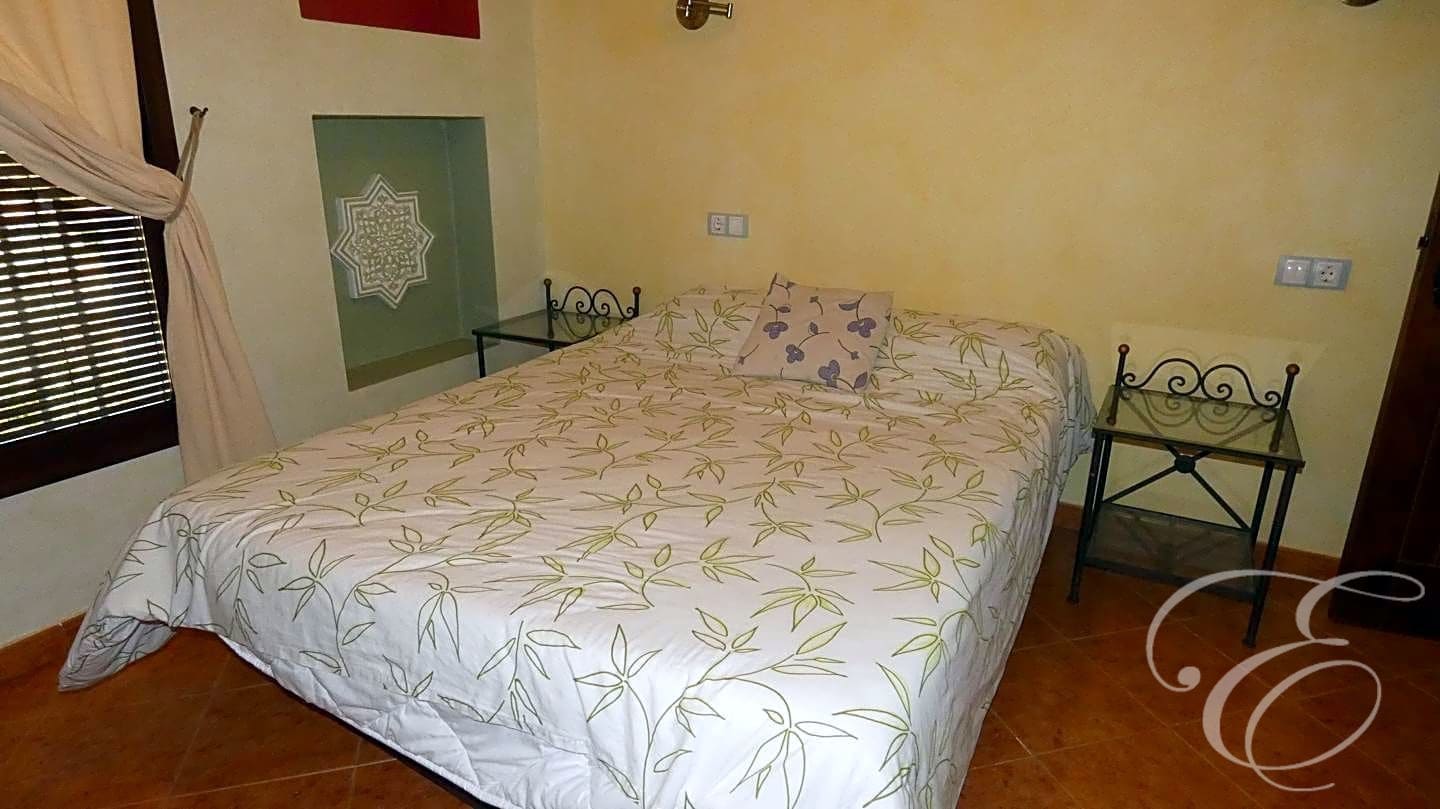 5 soveværelse Finca/Landehus til salg i Archidona med swimmingpool - € 535.000 (Ref: 6845352)