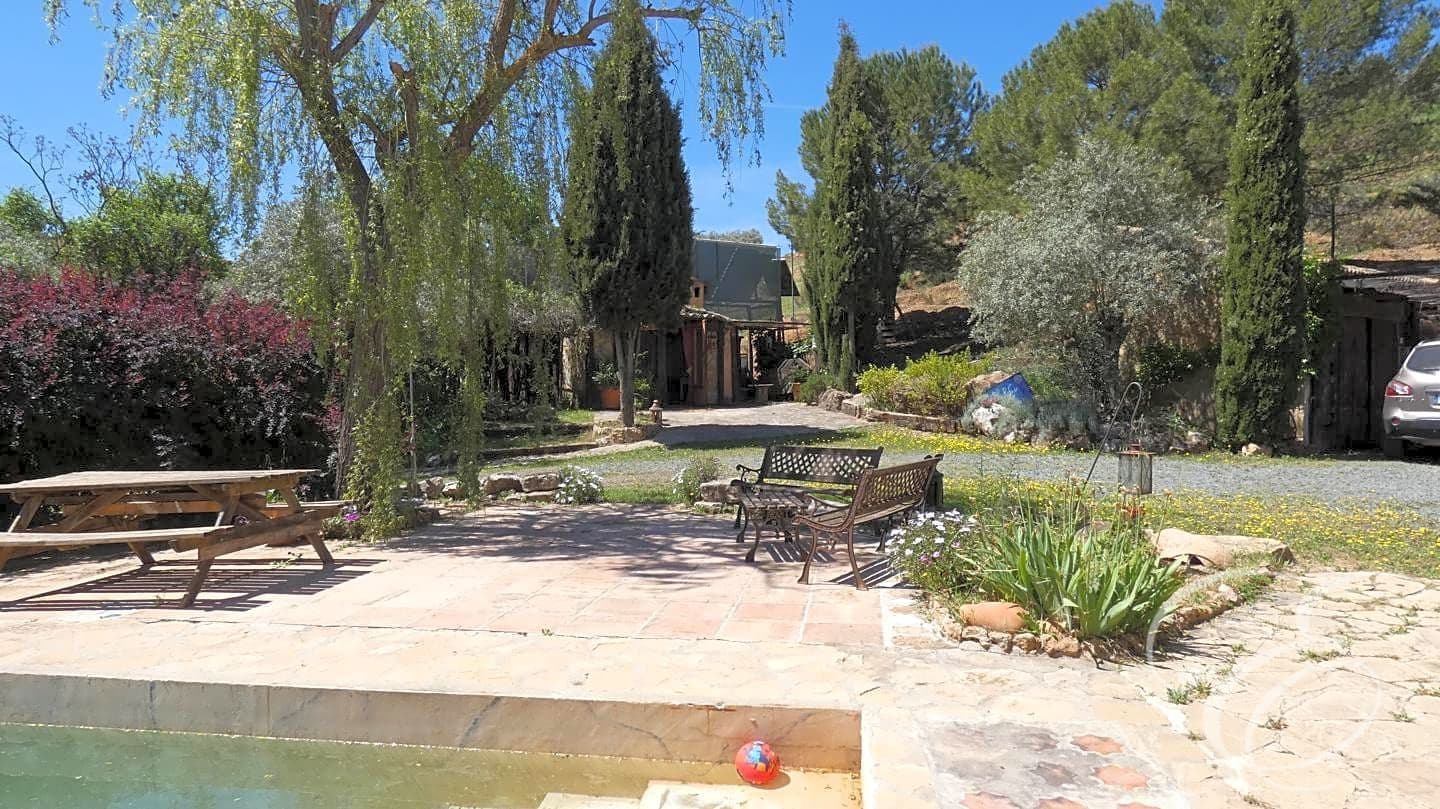 5 soveværelse Finca/Landehus til salg i Archidona med swimmingpool - € 535.000 (Ref: 6845352)