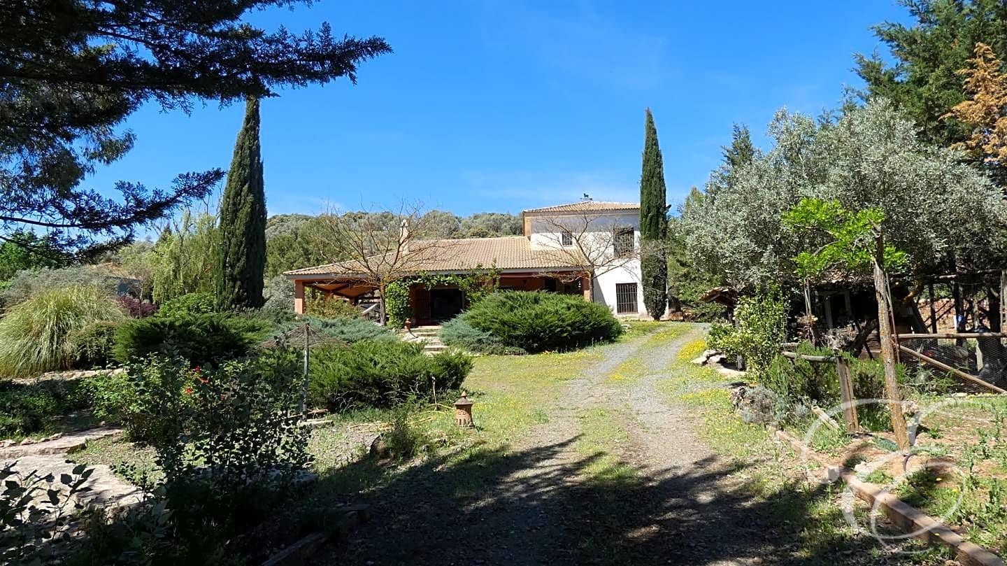 5 soveværelse Finca/Landehus til salg i Archidona med swimmingpool - € 535.000 (Ref: 6845352)