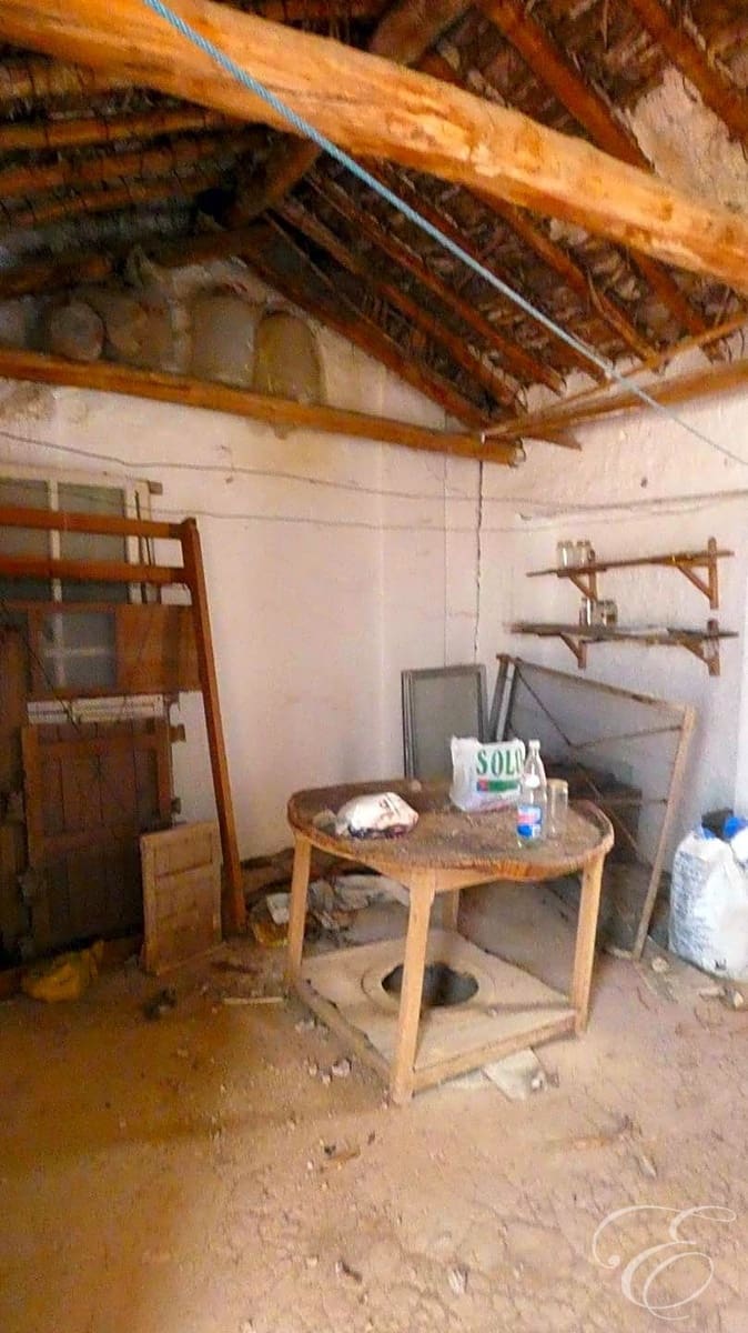 5 soveværelse Villa til salg i Archidona - € 85.000 (Ref: 6858760)