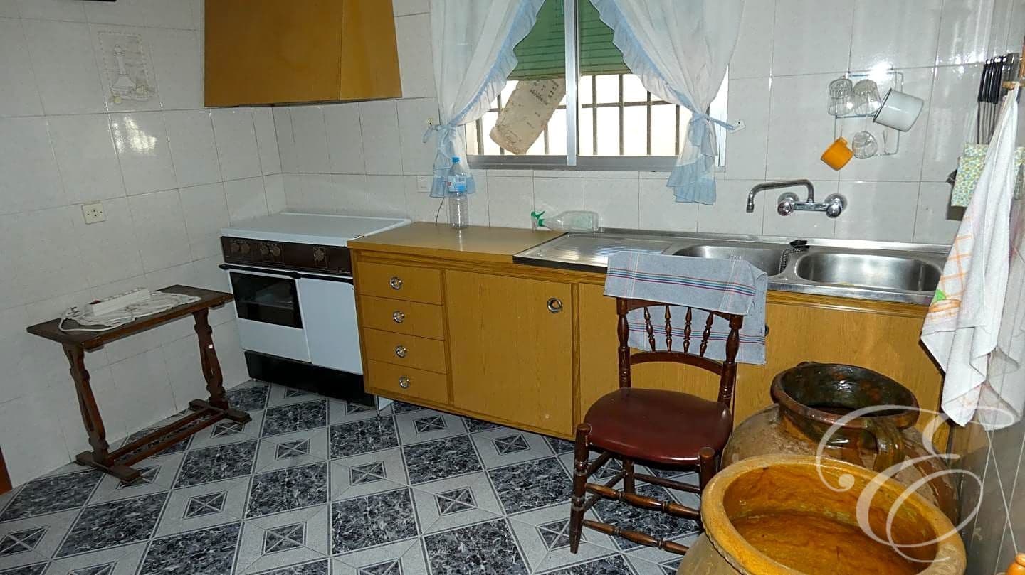 5 soveværelse Villa til salg i Archidona - € 85.000 (Ref: 6858760)