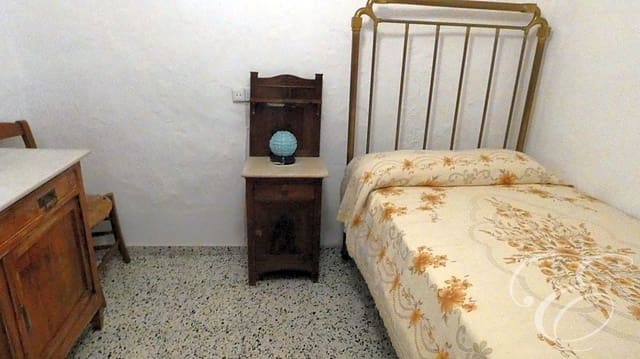 5 soveværelse Villa til salg i Archidona - € 85.000 (Ref: 6858760)