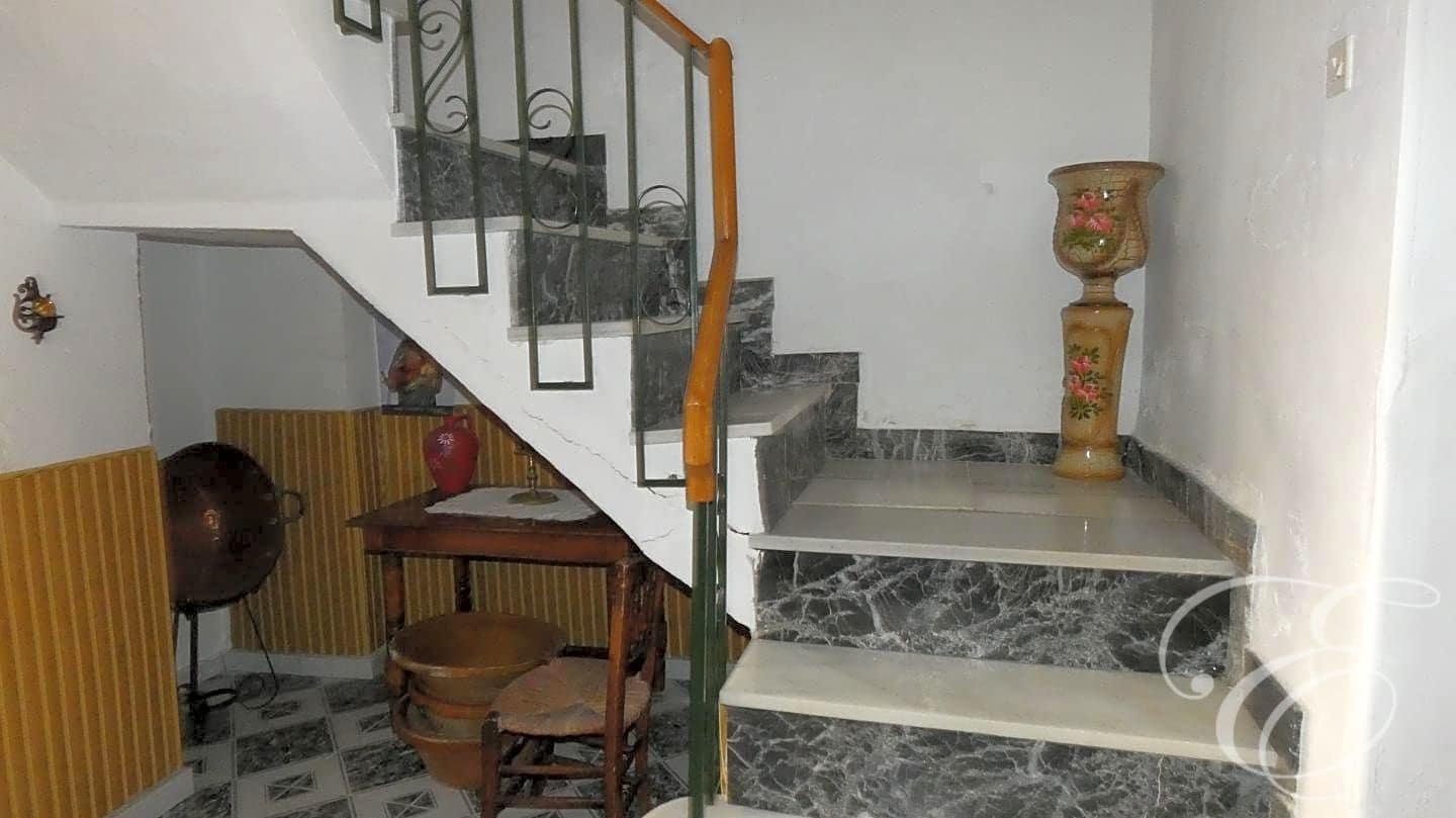 5 soveværelse Villa til salg i Archidona - € 85.000 (Ref: 6858760)