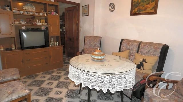 5 soveværelse Villa til salg i Archidona - € 85.000 (Ref: 6858760)