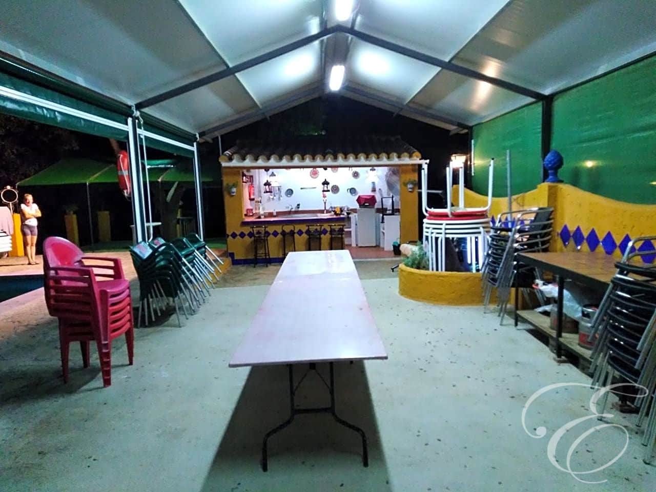 11 soveværelse Finca/Landehus til salg i Archidona med swimmingpool garage - € 590.000 (Ref: 6872981)