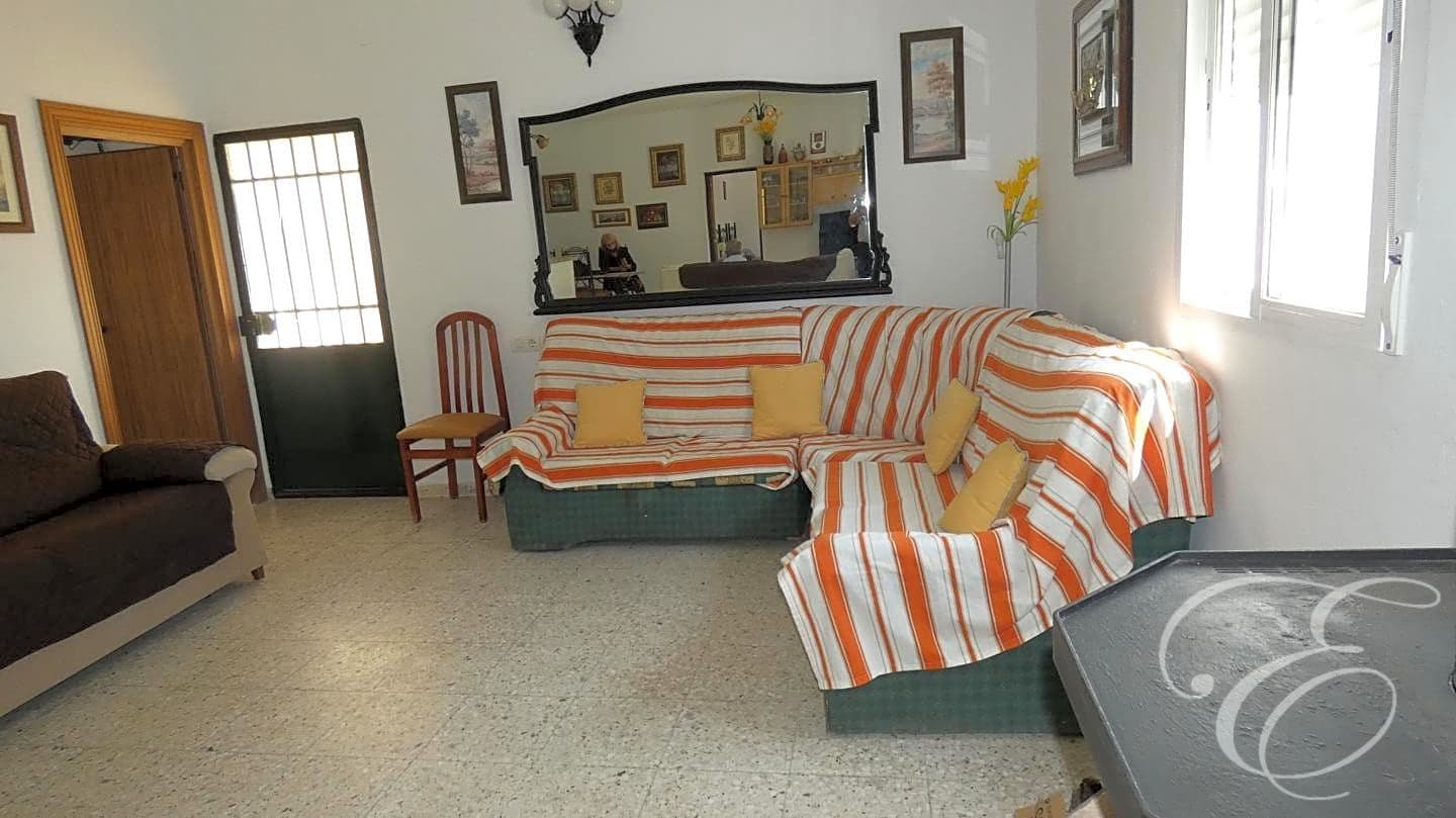 11 soveværelse Finca/Landehus til salg i Archidona med swimmingpool garage - € 590.000 (Ref: 6872981)