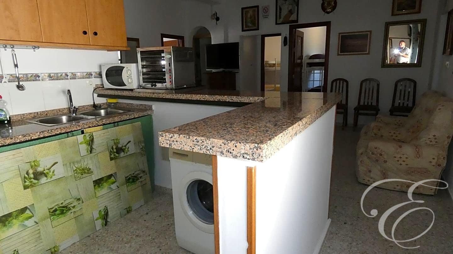 11 soveværelse Finca/Landehus til salg i Archidona med swimmingpool garage - € 590.000 (Ref: 6872981)