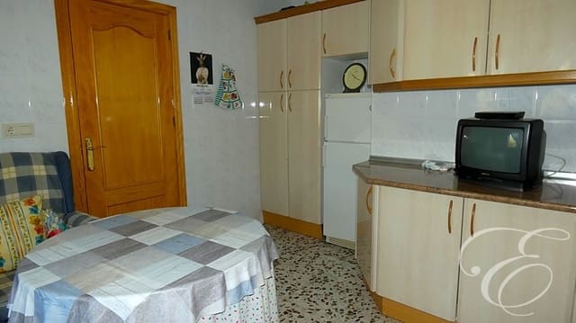 3 soverom Finca/Herregård til salgs i Alcaucín med garasje - € 350 000 (Ref: 6981839)