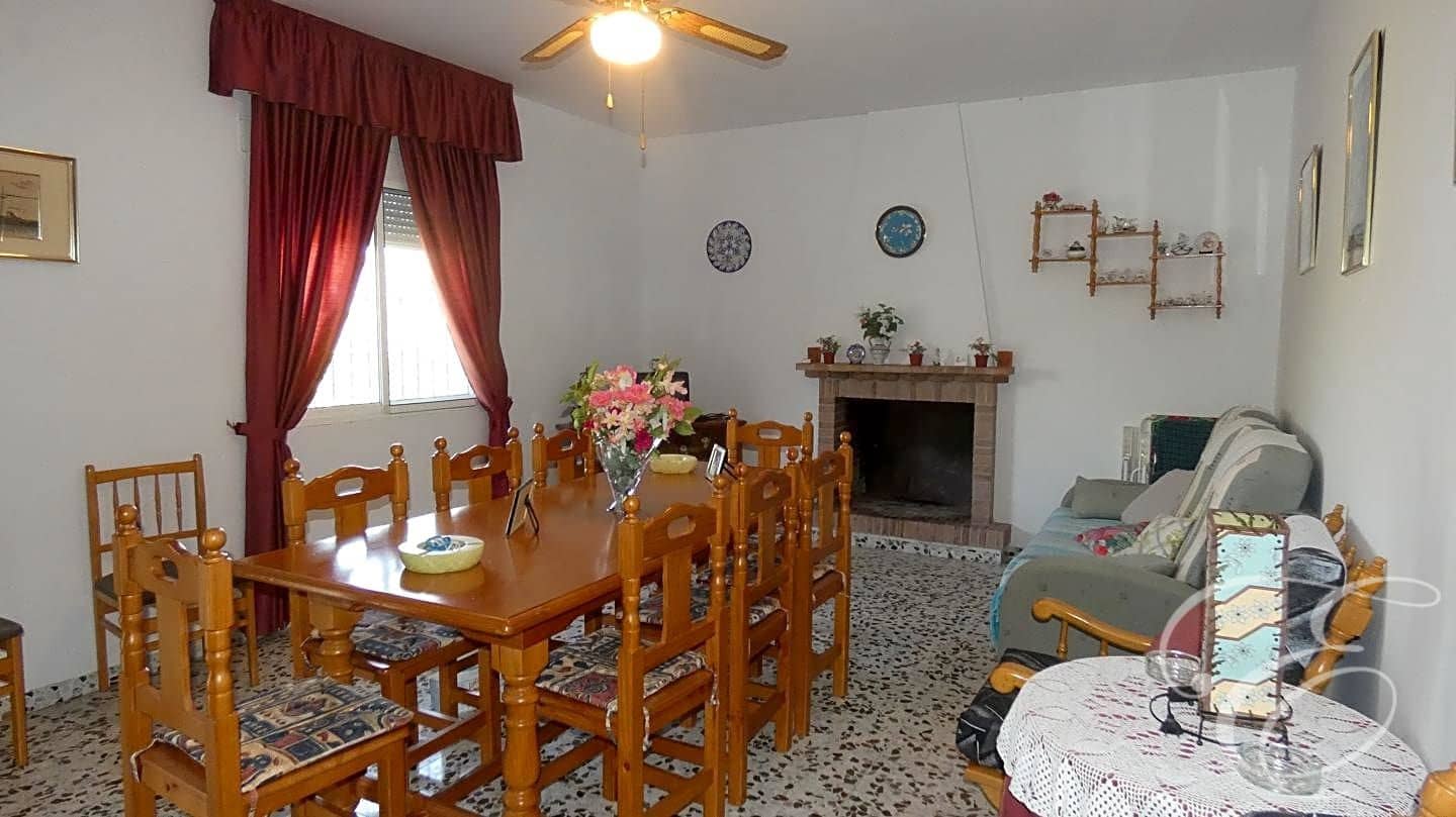 3 slaapkamer Finca/Landhuis te koop in Alcaucin met garage - € 350.000 (Ref: 6981839)