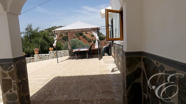 6 quarto Quinta/Casa Rural para venda em Almogía com piscina garagem - 490 000 € (Ref: 6981840)