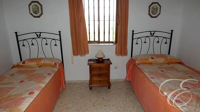 6 quarto Quinta/Casa Rural para venda em Almogía com piscina garagem - 490 000 € (Ref: 6981840)