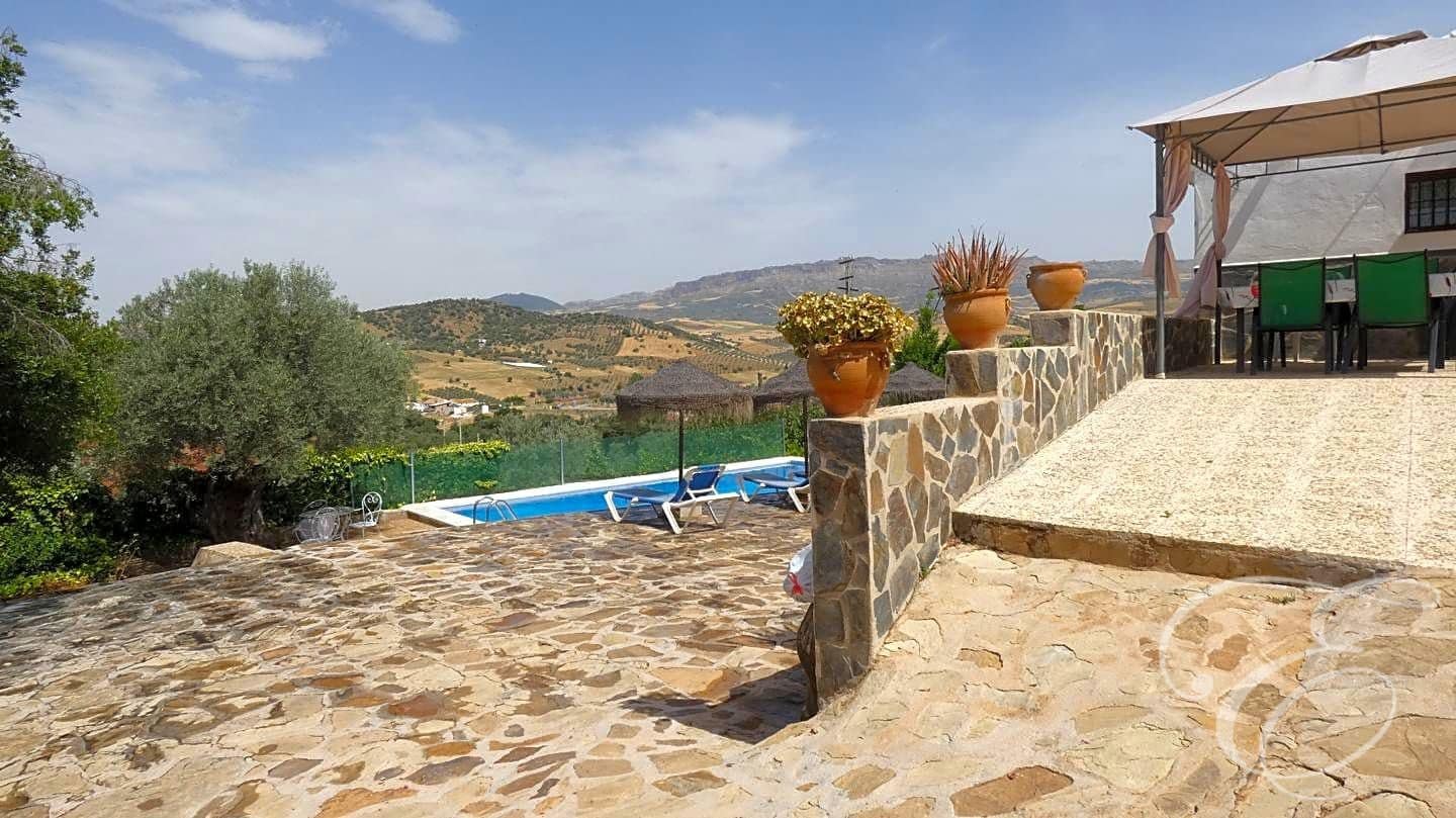 6 quarto Quinta/Casa Rural para venda em Almogia com piscina garagem - 490 000 € (Ref: 6981840)