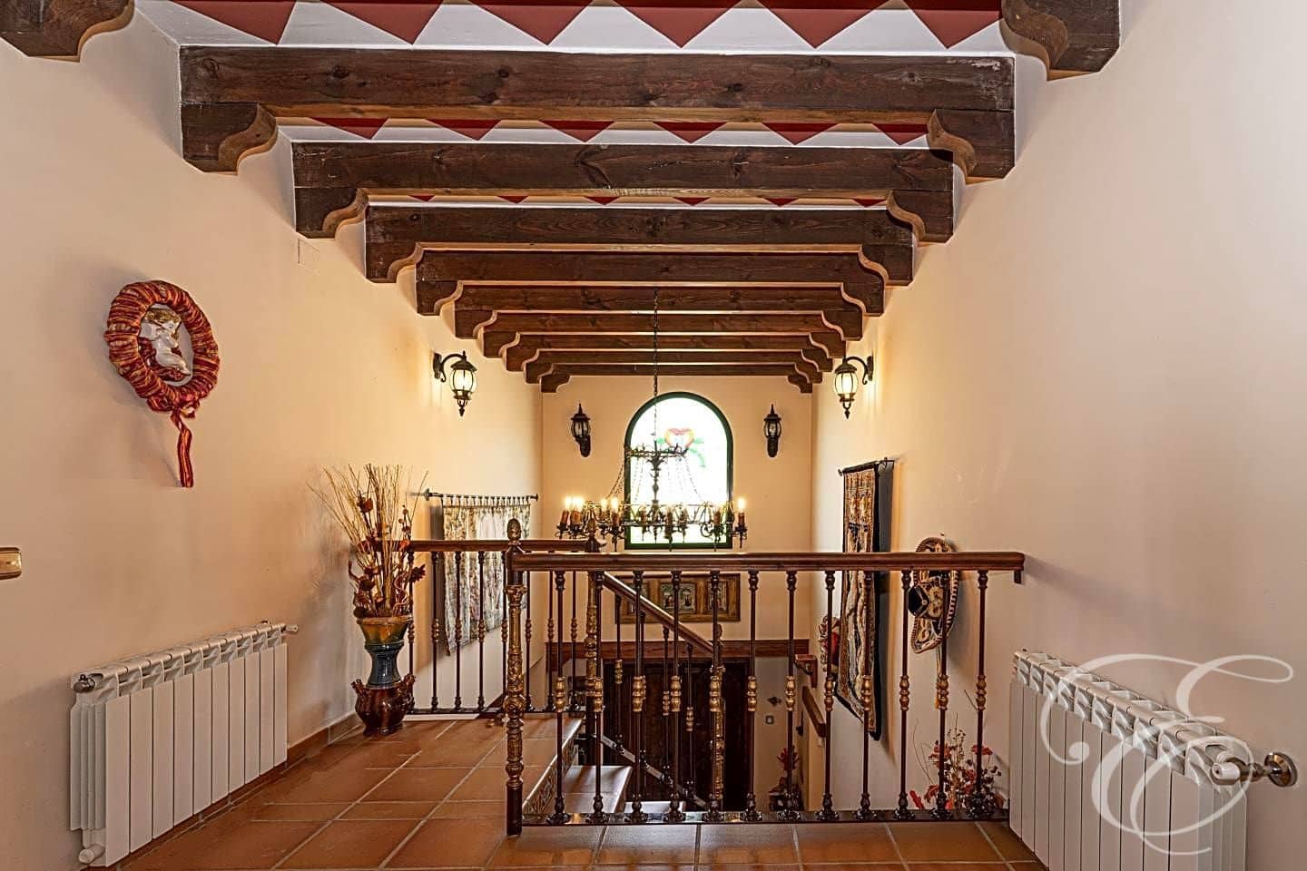 4 bedroom Villa for sale in Archidona with pool garage - € 890,000 (Ref: 6996681)