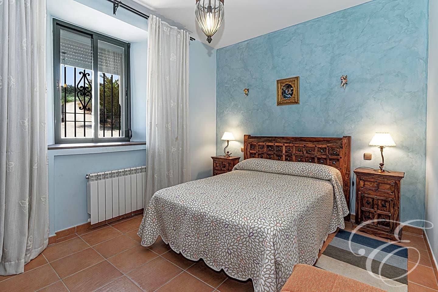 4 bedroom Villa for sale in Archidona with pool garage - € 890,000 (Ref: 6996681)