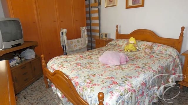 5 sovrum Villa till salu i Vélez-Málaga - 155 000 € (Ref: 7038881)