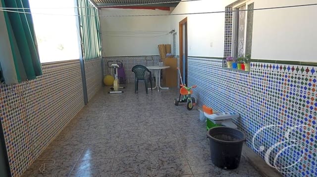 5 sovrum Villa till salu i Vélez-Málaga - 155 000 € (Ref: 7038881)