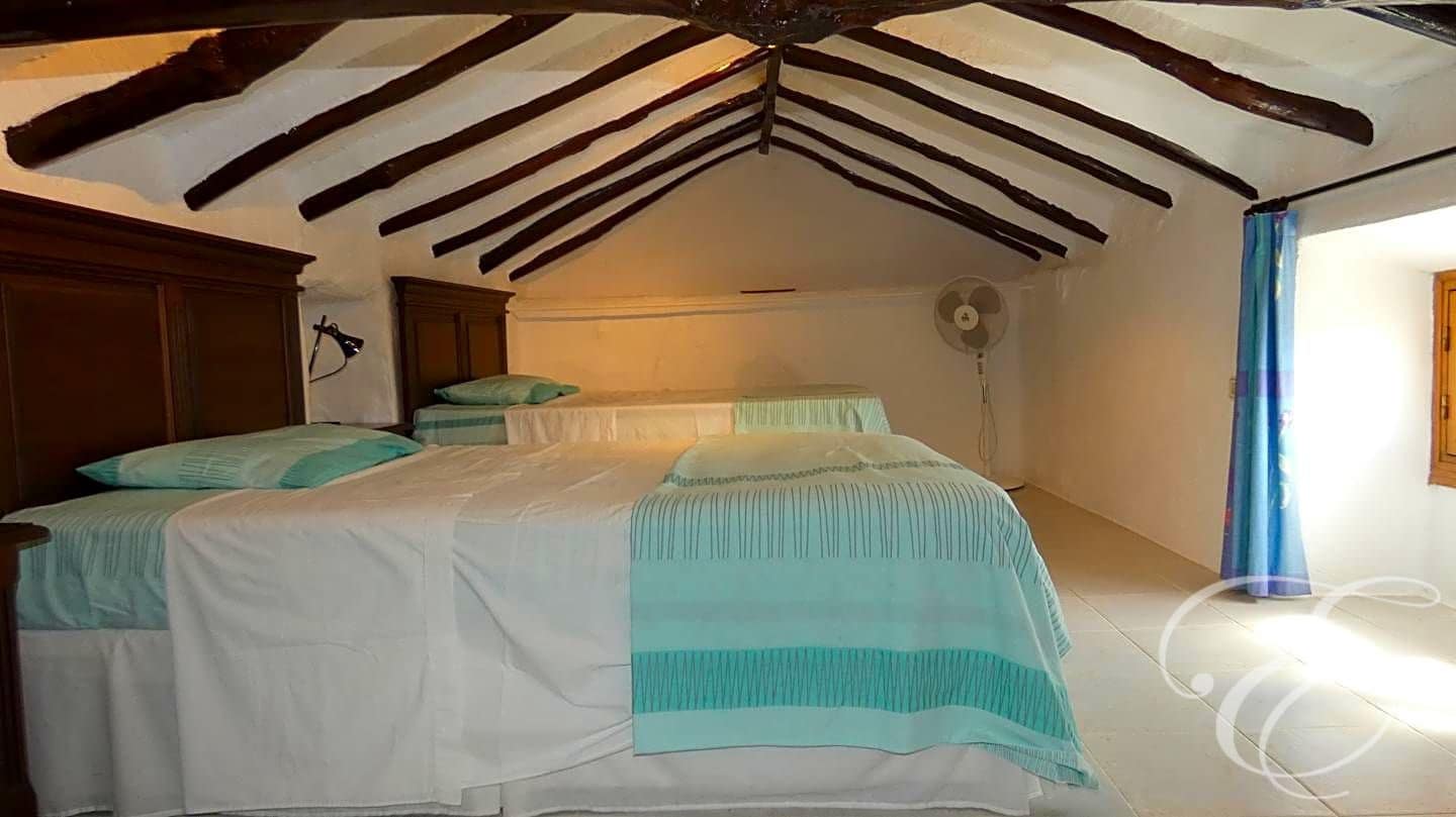 6 soveværelse Villa til salg i Iznajar med swimmingpool - € 545.000 (Ref: 7109379)