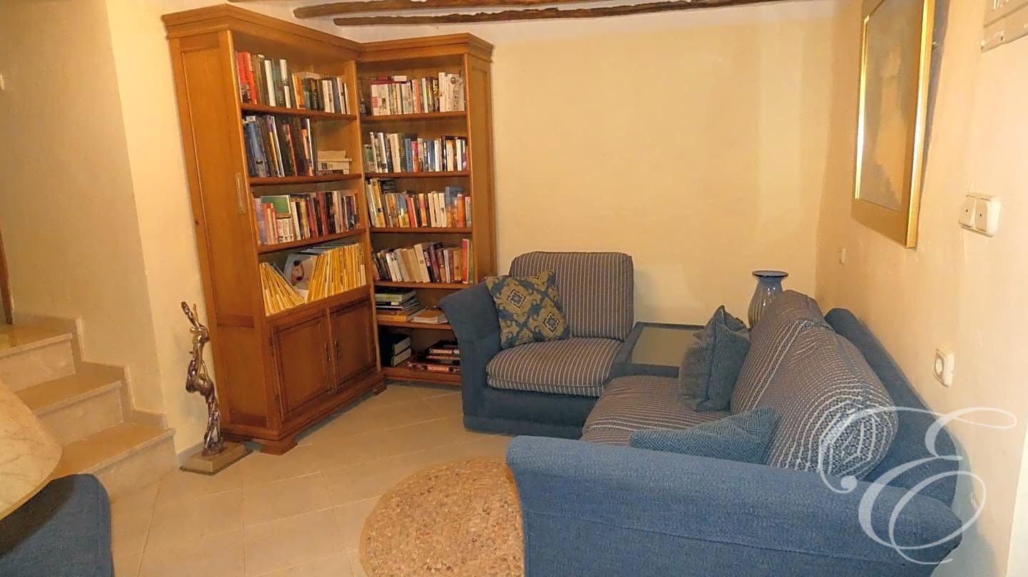 6 soveværelse Villa til salg i Iznajar med swimmingpool - € 545.000 (Ref: 7109379)