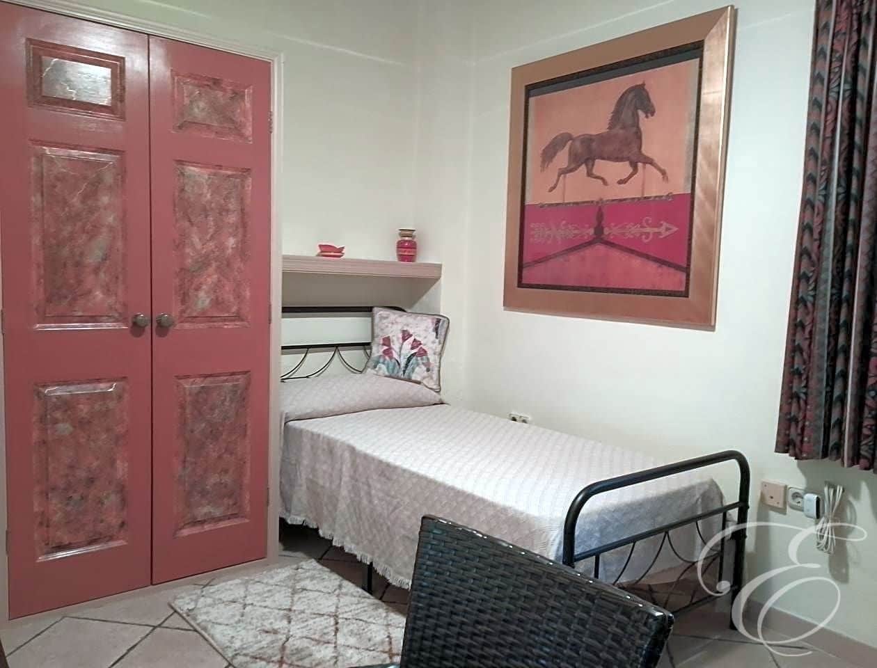 6 soveværelse Villa til salg i Iznajar med swimmingpool - € 545.000 (Ref: 7109379)