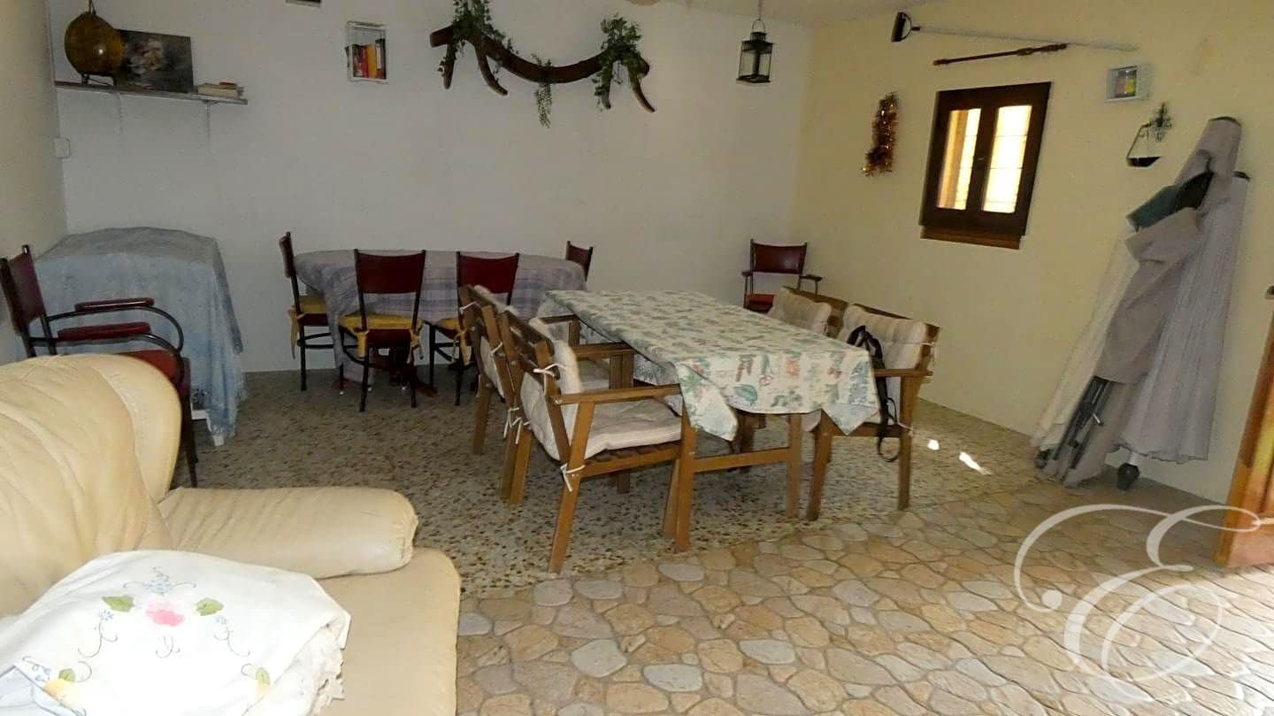 6 soverom Villa til salgs i Iznajar med svømmebasseng garasje - € 477 000 (Ref: 7133676)