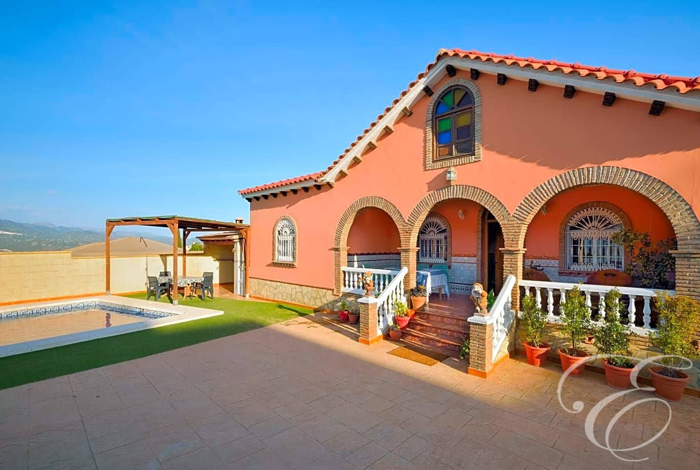 7 sypialnia Willa na sprzedaż w Vinuela z basenem garażem - 349 000 € (Ref: 7144594)